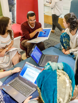 Teaching Hebrew as a Second Language
